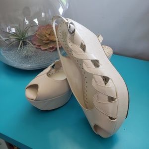 Vince Camuto Retro Platform Wedges